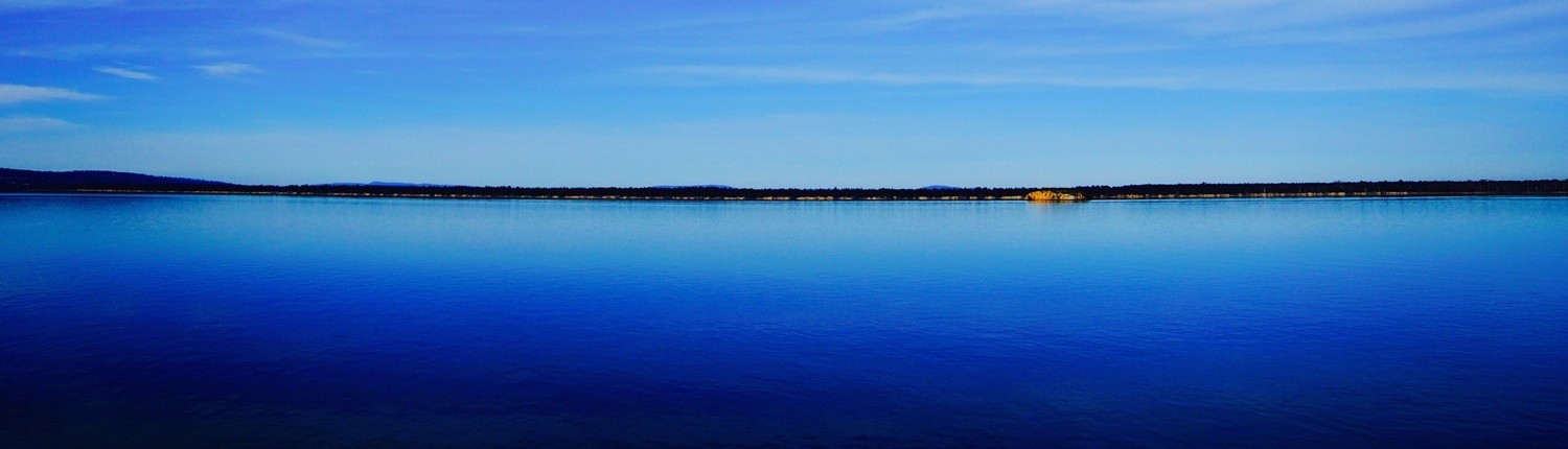 photo-1429616588302-fec569e203ce_resize_shape